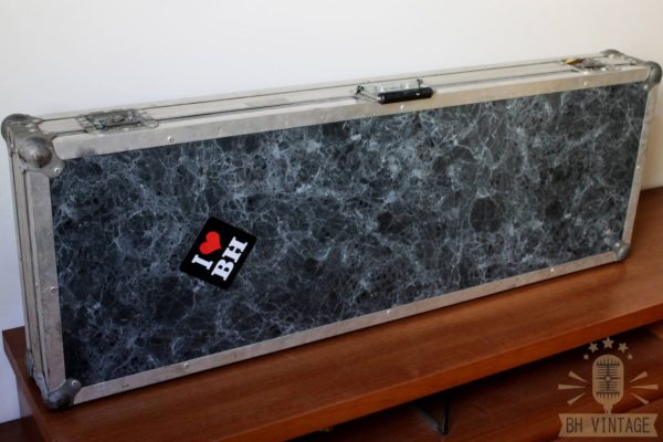 Hard Case em madeira para Baixo