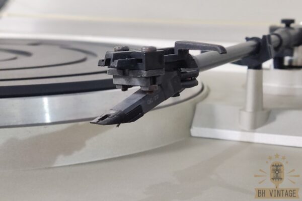 Toca disco Gradiente D-35
